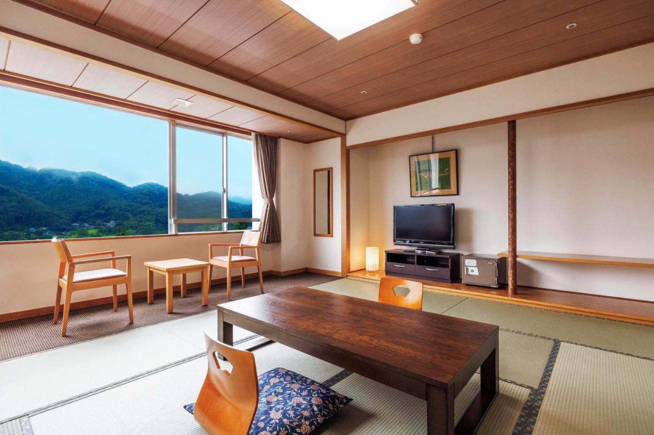 Kamenoi Hotel Nagatoro Yorii Exteriör bild